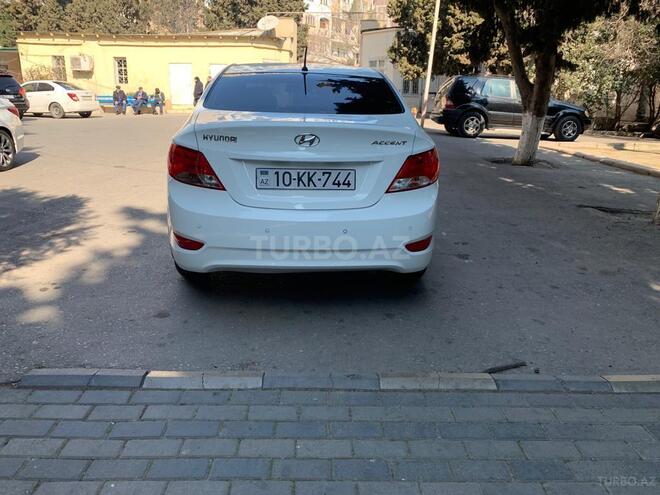 Hyundai Accent 2015, 101,000 km - 1.6 l - Bakı