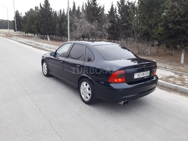 Opel Vectra 1999, 296,535 km - 1.6 l - Sumqayıt