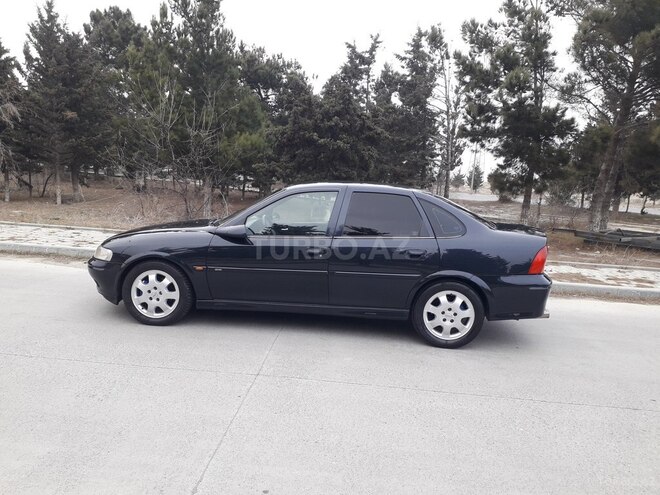 Opel Vectra 1999, 296,535 km - 1.6 l - Sumqayıt