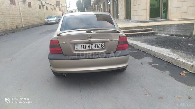 Opel Vectra 1996, 237,213 km - 1.8 л - Zaqatala
