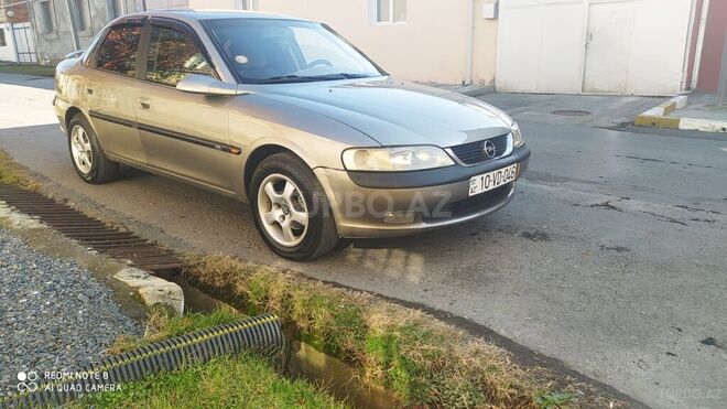 Opel Vectra 1996, 237,213 km - 1.8 л - Zaqatala