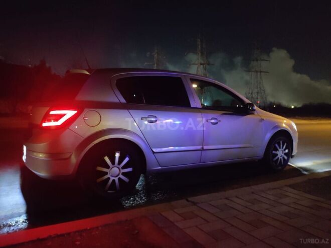 Opel Astra 2005, 270,000 km - 1.4 l - Sumqayıt