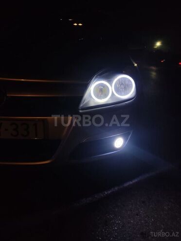 Opel Astra 2005, 270,000 km - 1.4 l - Sumqayıt