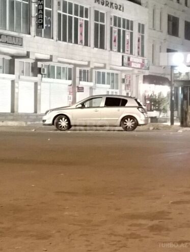 Opel Astra 2005, 270,000 km - 1.4 l - Sumqayıt