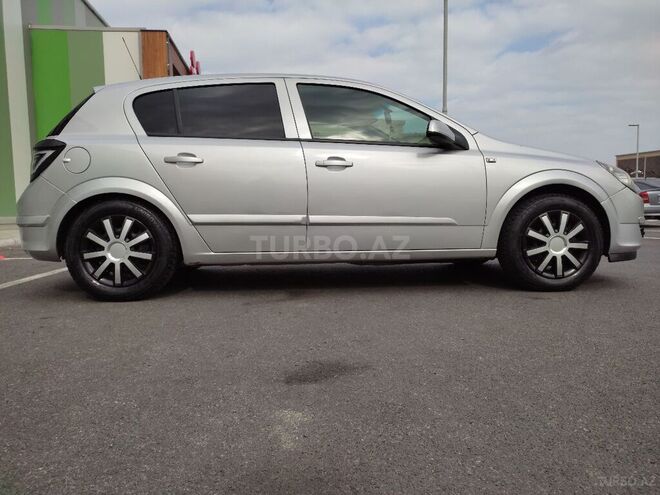 Opel Astra 2005, 270,000 km - 1.4 l - Sumqayıt