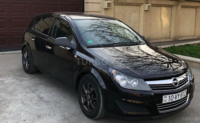 Opel Astra 2009, 134,000 km - 1.4 l - Bakı