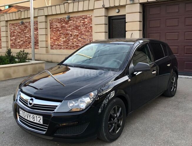Opel Astra 2009, 134,000 km - 1.4 l - Bakı