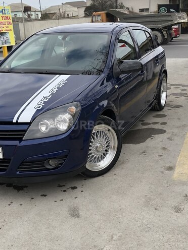 Opel Astra 2005, 250,000 km - 2.0 l - Bakı