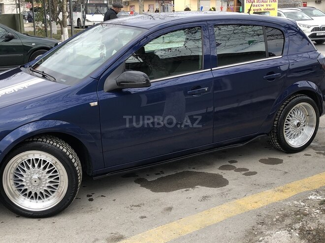 Opel Astra 2005, 250,000 km - 2.0 l - Bakı