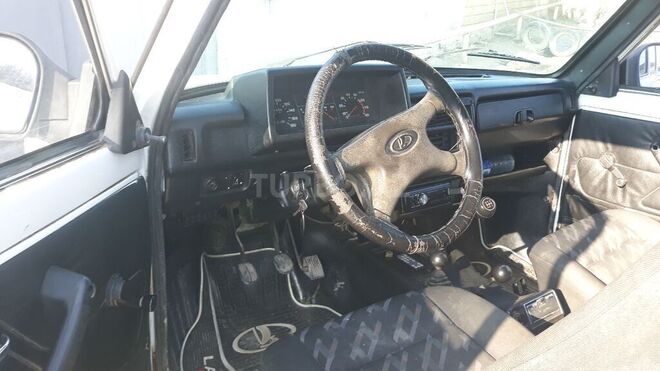 LADA (VAZ) Niva 1994, 222,222 km - 1.6 l - Salyan