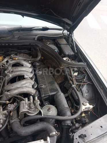 Mercedes E 300 1989, 300,000 km - 3.0 l - Bakı