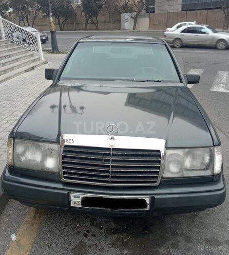 Mercedes E 300 1989, 300,000 km - 3.0 l - Bakı
