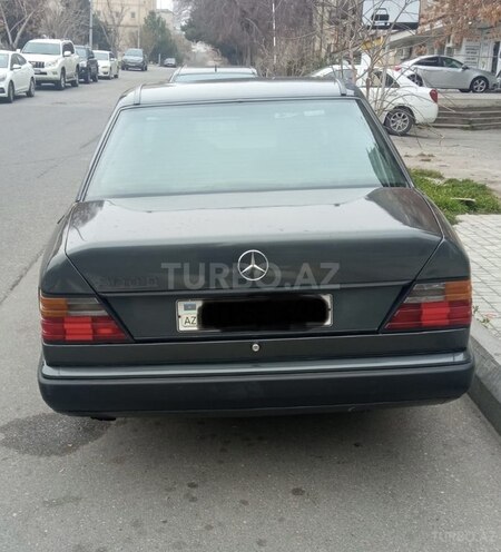 Mercedes E 300 1989, 300,000 km - 3.0 l - Bakı