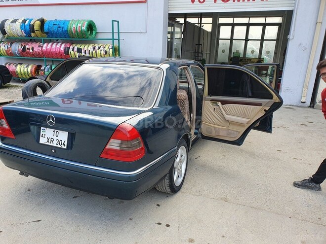 Mercedes C 280 1994, 270,000 km - 2.8 l - Bakı