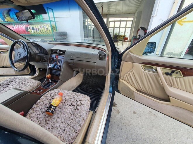 Mercedes C 280 1994, 270,000 km - 2.8 l - Bakı