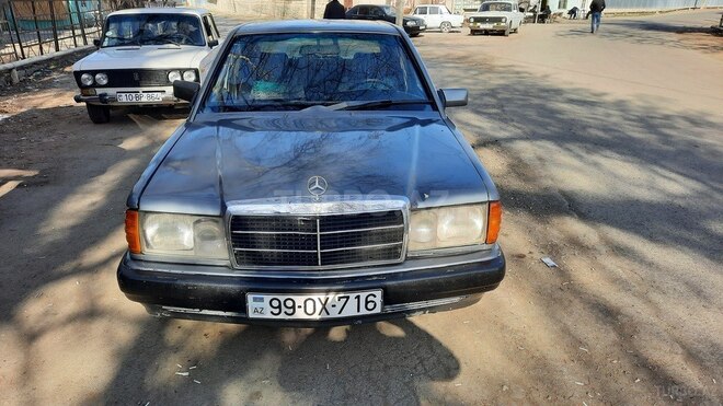 Mercedes 190 1990, 150,000 km - 2.0 л - Yevlax