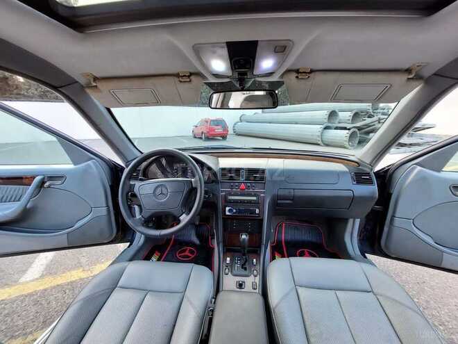Mercedes C 220 1998, 366,000 km - 2.2 l - Bakı