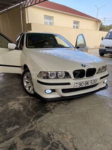 BMW 530 2001, 235,000 km - 3.0 l - Bakı