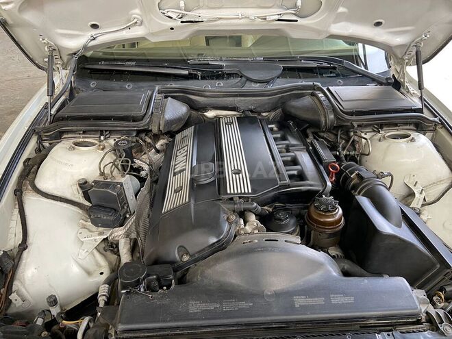 BMW 530 2001, 235,000 km - 3.0 l - Bakı