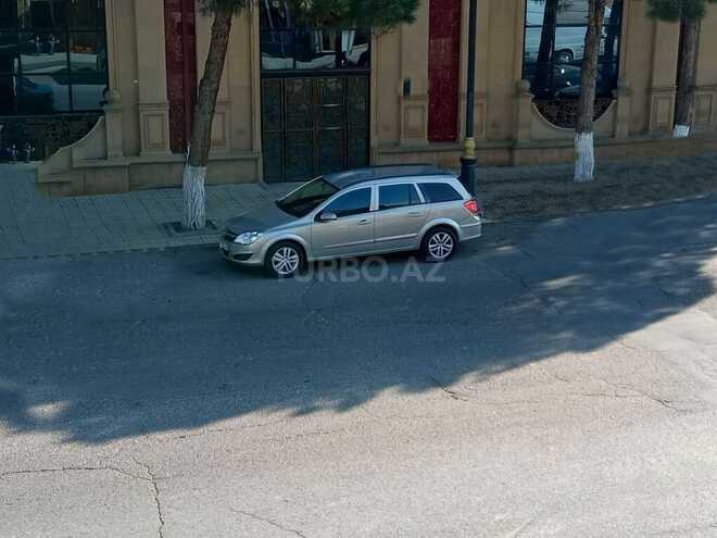 Opel Astra 2008, 210,000 km - 1.4 л - Bakı