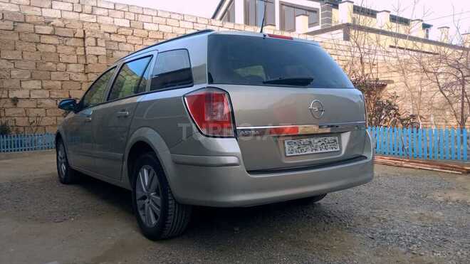 Opel Astra 2008, 210,000 km - 1.4 л - Bakı