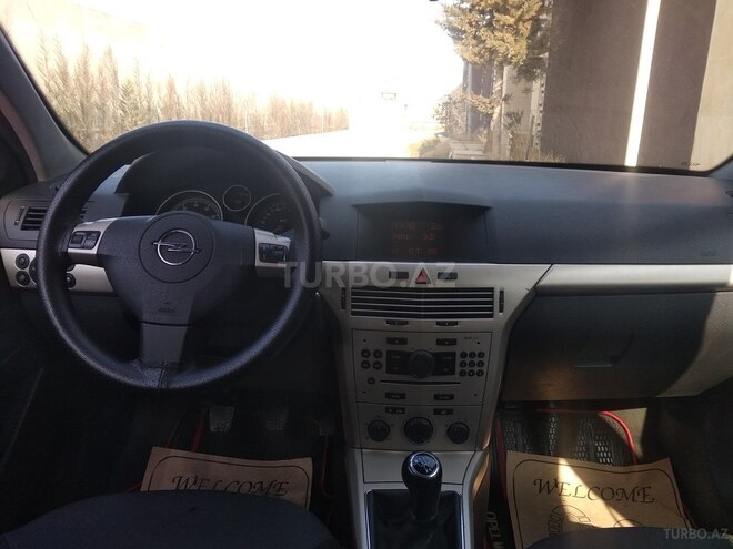 Opel Astra 2008, 210,000 km - 1.4 л - Bakı