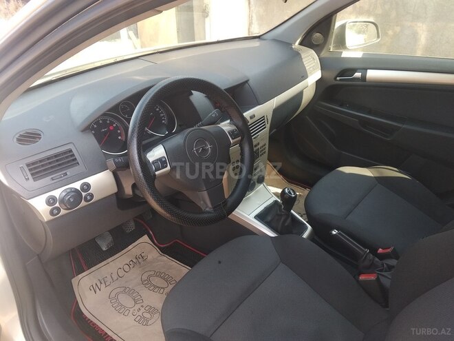 Opel Astra 2008, 210,000 km - 1.4 л - Bakı