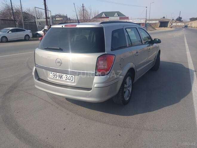 Opel Astra 2008, 210,000 km - 1.4 л - Bakı