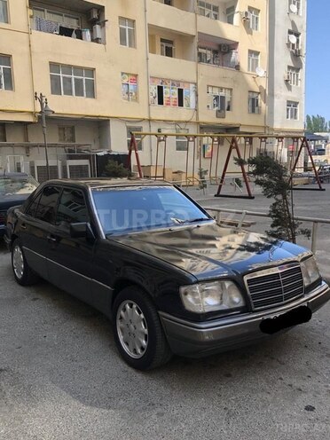 Mercedes E 220 1994, 360,000 km - 2.2 л - Bakı
