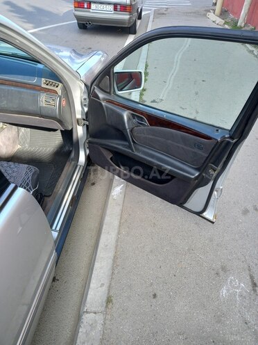 Mercedes E 290 1996, 999,999 km - 2.9 l - Bakı