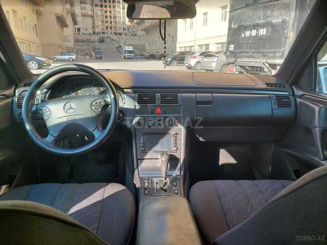 Mercedes E 240 1998, 224,000 km - 2.4 l - Bakı