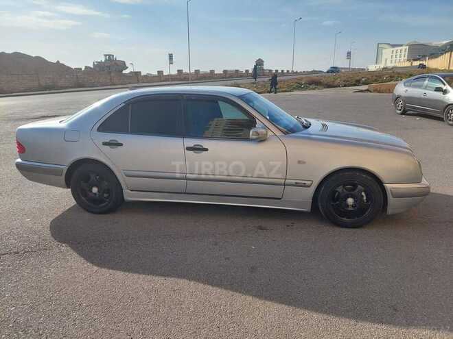 Mercedes E 240 1998, 224,000 km - 2.4 l - Bakı