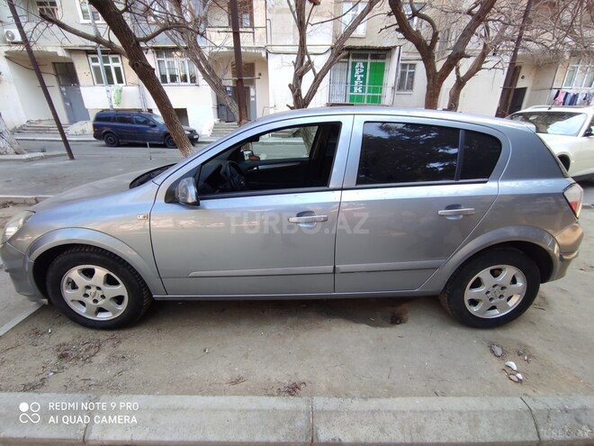 Opel Astra 2006, 390,361 km - 1.3 l - Bakı