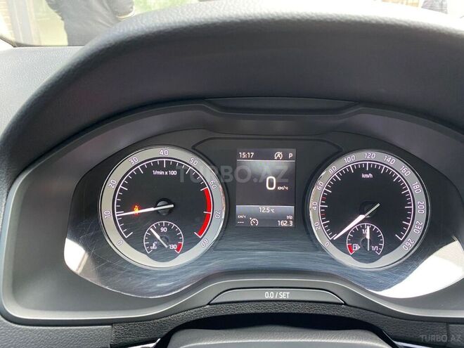 Skoda Karoq 2019, 32,000 km - 1.4 л - Bakı