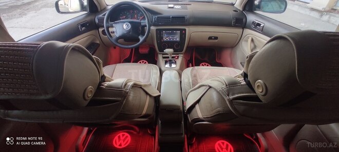 Volkswagen Passat 2000, 256,000 km - 1.8 l - Bakı