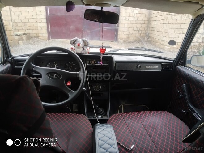 LADA (VAZ) 2107 2003, 136,000 km - 1.6 l - Salyan