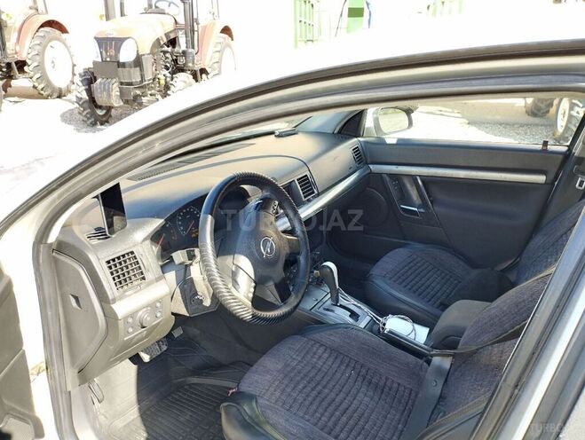 Opel Vectra 2002, 396,000 km - 2.2 l - Quba