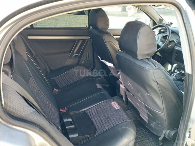 Opel Vectra 2002, 396,000 km - 2.2 l - Quba