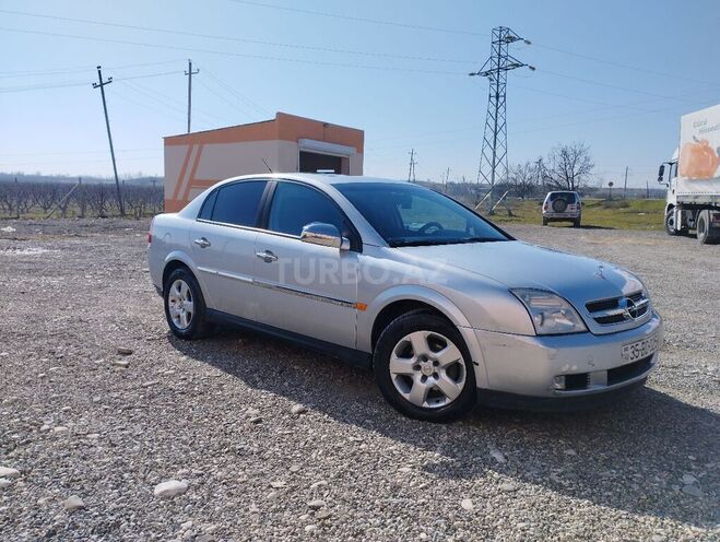 Opel Vectra 2002, 396,000 km - 2.2 l - Quba