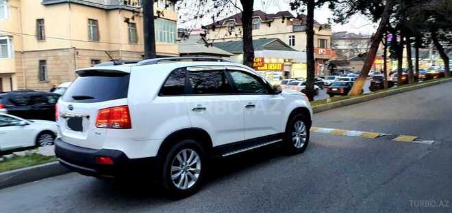 Kia Sorento 2010, 175,600 km - 2.0 l - Bakı