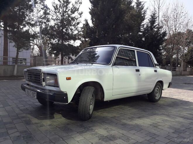 LADA (VAZ) 2107 2003, 193,927 km - 1.5 л - Salyan
