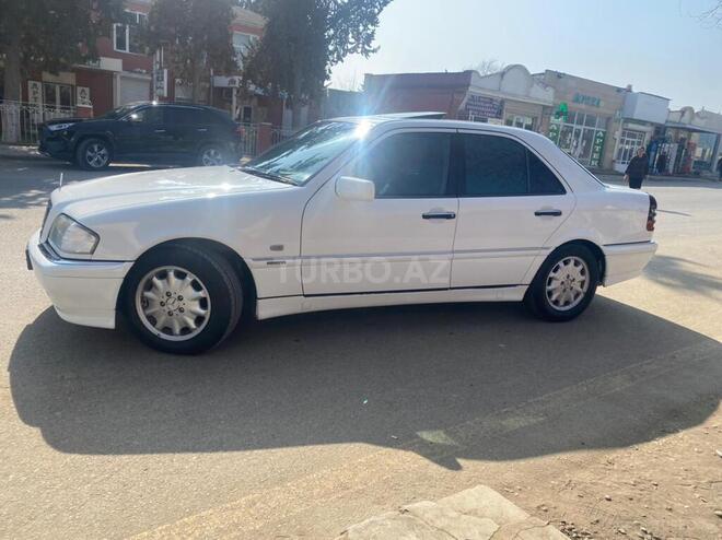 Mercedes C 220 1999, 340,538 km - 2.2 l - Biləsuvar