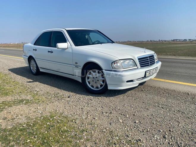 Mercedes C 220 1999, 340,538 km - 2.2 l - Biləsuvar