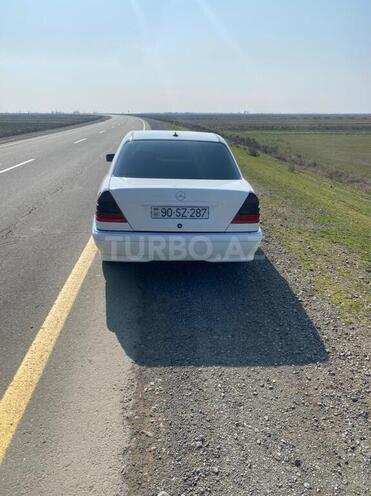 Mercedes C 220 1999, 340,538 km - 2.2 l - Biləsuvar