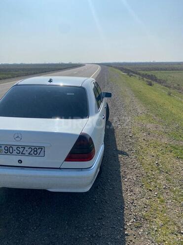 Mercedes C 220 1999, 340,538 km - 2.2 l - Biləsuvar