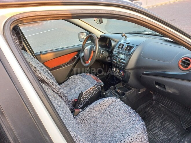 LADA (VAZ) Kalina 2015, 203,530 km - 1.6 л - Bakı