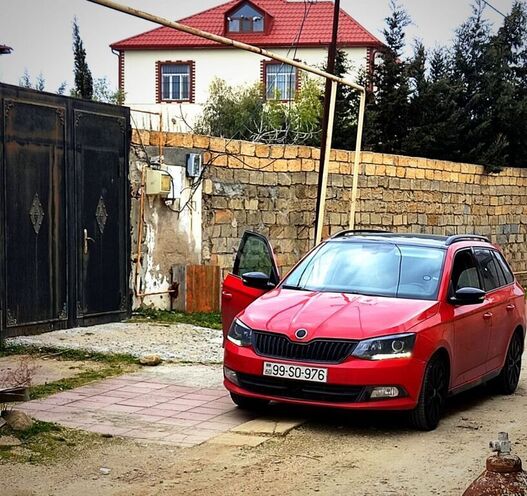 Skoda Fabia 2017, 97,000 km - 1.0 л - Bakı