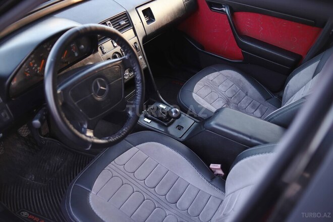 Mercedes C 180 1993, 440,000 km - 1.8 l - Bakı