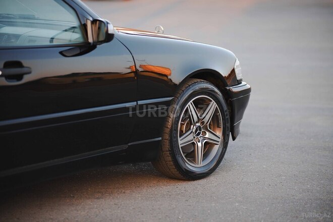 Mercedes C 180 1993, 440,000 km - 1.8 l - Bakı