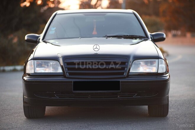 Mercedes C 180 1993, 440,000 km - 1.8 l - Bakı